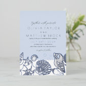 Unter dem Meer Silberblauer Muscheln Moderne Hochz Folieneinladung (Stehend vorne)