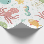 Unter dem Meereswaldmuster Geschenkpapier (Ecke)
