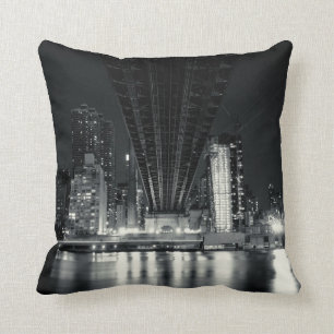 Unter dem Queensboro Bridge - NYC Kissen