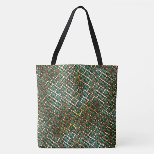 Unter dem schmutzigen und rostigen Grill Tasche (Vorderseite)