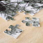 Unter dem schneebedeckten Kiefernwald WinterFoto Puzzle (Seite)