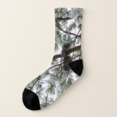 Unter dem schneebedeckten Kiefernwald WinterFoto Socken (Links - Außen)