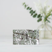 Unter dem schneebedeckten Kiefernwald WinterFoto Visitenkarte (Stehend Vorderseite)