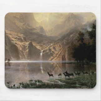 Unter den Bergen der Sierra Nevada Mousepad