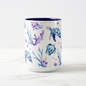 Unter den Meereslebewesen nahtloses Muster Zweifarbige Tasse (Mittel)