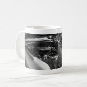 Unter der Hood-Graustufen-Tasse Kaffeetasse (Vorderseite Links)