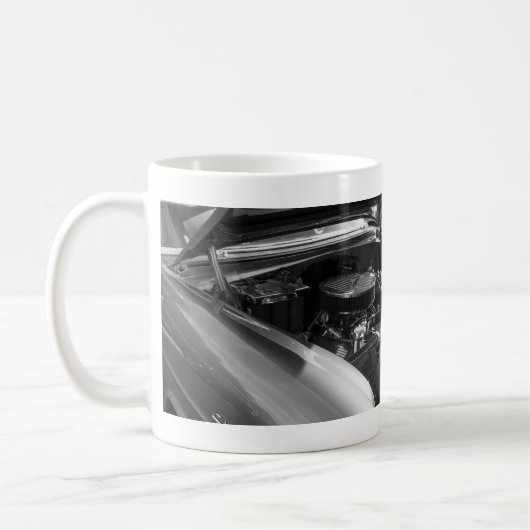 Unter der Hood-Graustufen-Tasse Kaffeetasse (Links)