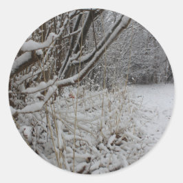 Unter einer Schneeschicht Runder Aufkleber