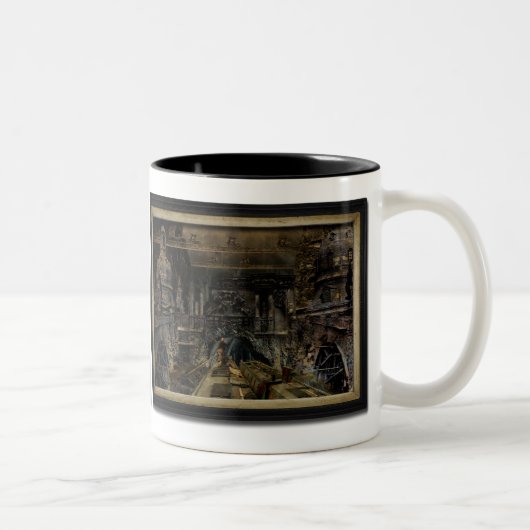 Unter Heiligem Jehudas Zweifarbige Tasse (Rechts)