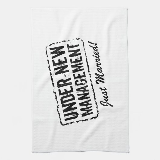 UNTER NEUEM verheiratetem Küchentuch des (Vertikal)