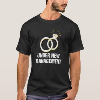 Unter "New Management Bachelor Group Bride Stag Pa T-Shirt