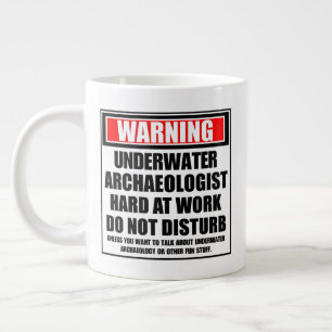 Unter Wasser lebender Archäologe Jumbo-Tasse