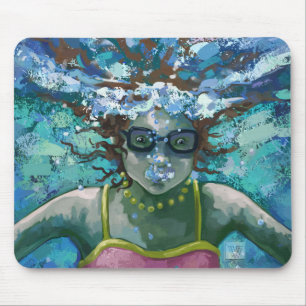 Unter Wasser schwimmen Mousepad