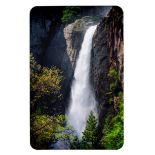 Untere Yosemite-Wasserfälle kaskadierend Magnet