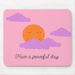 Untergehende Sonne mit Wolken: Nelkenrosa Mousepad
