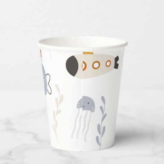 Unterhalb der Meeresbeben | U-Boote und Quallen Pappbecher (Rechts)