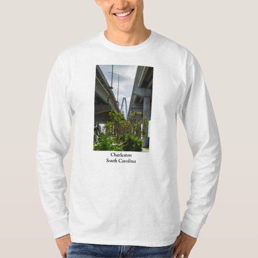 Unterhalb von Arthur Ravenel T-Shirt (Vorderseite)
