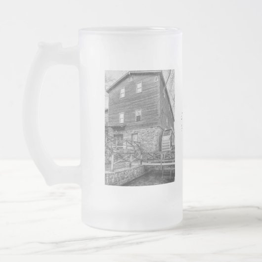 Unterhalb von Edwards Mill Grayscale Mattglas Bierglas (Links)