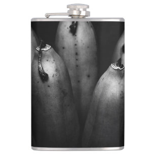 unterhaltsamer Haufen Flachmann