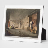 Unterirdische Kammer in der Nähe der Pyramiden bei Fotoplatte (Seite)