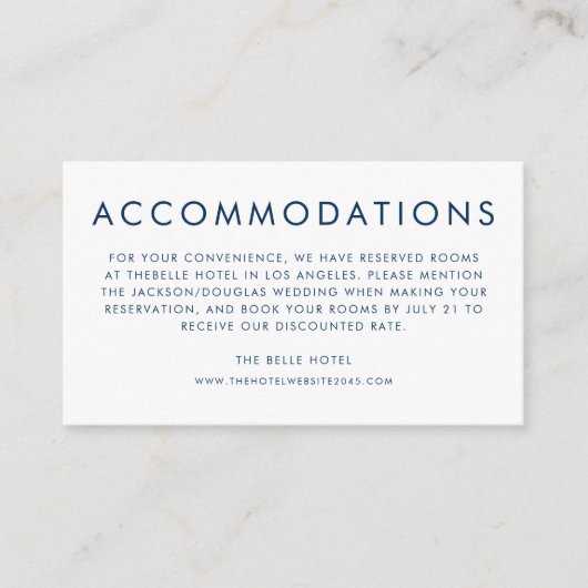 Unterkünfte für Minimalistische Typografie in Navy Begleitkarte (Vorderseite)