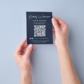 Unternehmensname Unterschrift Schrift QR-Code Blau Flyer (Gruppe)