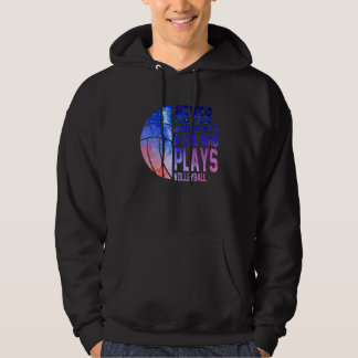 Unterschätze niemals ein Mädchen, das Volleyball s Hoodie