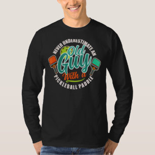Unterschätze niemals eine alte Dame mit einem Pick T-Shirt