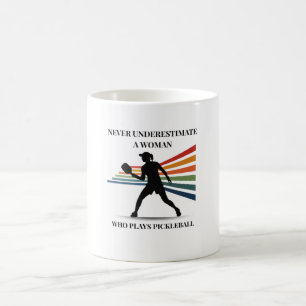 Unterschätze niemals eine Frau, die Pickleball spi Kaffeetasse