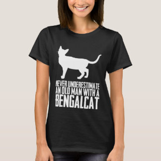 Unterschätze niemals einen alten Mann mit bengalka T-Shirt
