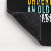 Unterschätze niemals einen alten Mann mit einem By Mousepad (Ecke)