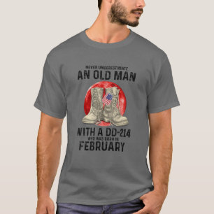 Unterschätze niemals einen alten Mann mit einem DD T-Shirt