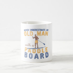 Unterschätze niemals einen alten Mann mit einem Pa Kaffeetasse