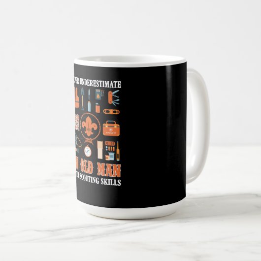 Unterschätze niemals einen alten Mann mit Pfadfind Kaffeetasse (VorderseiteRechts)