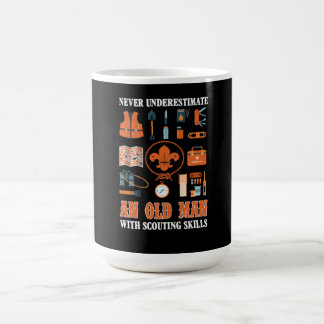 Unterschätze niemals einen alten Mann mit Pfadfind Kaffeetasse