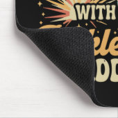 Unterschätze niemals einen alten Mann mit Pickleba Mousepad (Ecke)