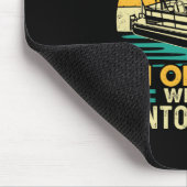 Unterschätze niemals einen alten Mann mit Pontoonb Mousepad (Ecke)