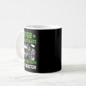 Unterschätzen eines alten Mannes mit einem Traktor Kaffeetasse (Vorderseite Links)