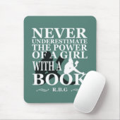 Unterschätzen Sie nie den Power eines Mädchens mit Mousepad (Mit Mouse)