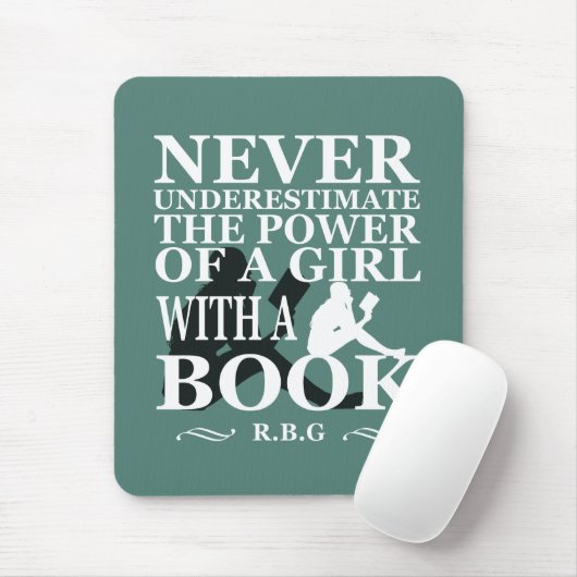 Unterschätzen Sie nie den Power eines Mädchens mit Mousepad (Mit Mouse)