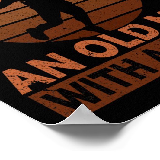 Unterschätzen Sie nie einen alten Mann mit einem R Poster (Ecke)