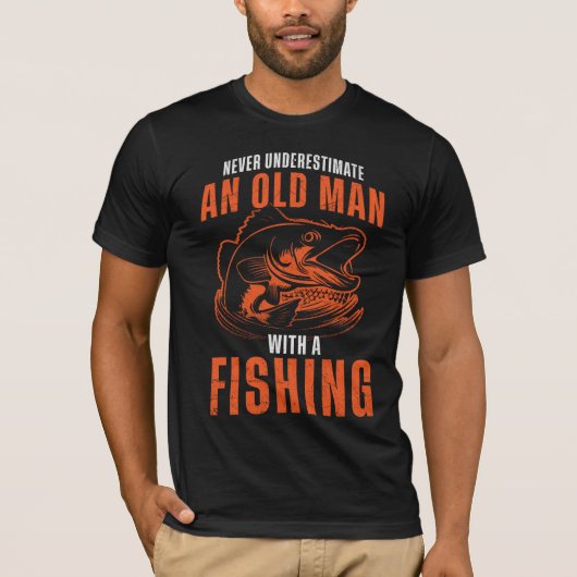 Unterschätzen Sie nie einen alten Mann mit Fischen T-Shirt (Vorderseite)