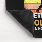 Unterschätzen Sie nie einen alten Mann mit Hockeys Mousepad (Ecke)