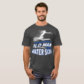 Unterschätzen Sie nie einen alten Mann mit Wassers T-Shirt (Vorne ganz)