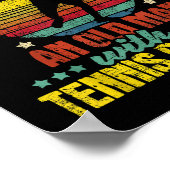 Unterschätzen Sie nie einen alten Mann - Tennisspi Poster (Ecke)