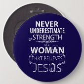 Unterschätzen Sie nie Frau glaubt Jesus-Knöpfen Button (Vorne & Hinten)