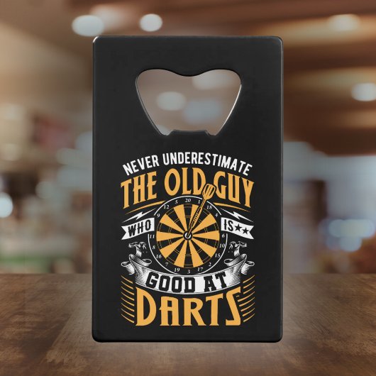 Unterschätzen Sie niemals den alten Typ, der gut i Geldbeutel Flaschenöffner