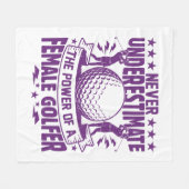 Unterschätzen Sie niemals den Power einer Golferin Fleecedecke (Vorderseite (Horizontal))