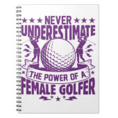 Unterschätzen Sie niemals den Power einer Golferin Notizblock (Vorderseite)