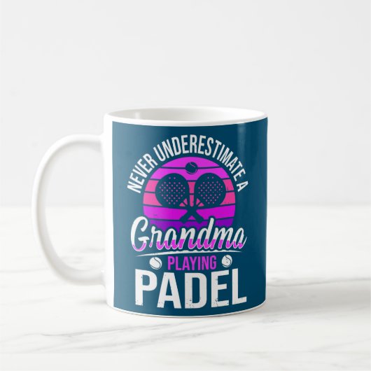 Unterschätzen Sie niemals die Oma, die Padel spiel Kaffeetasse (Links)